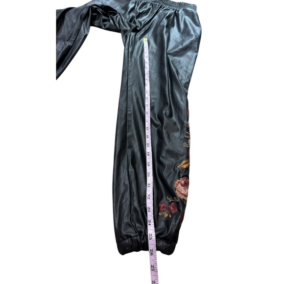 Driftwood x Free People Emma Vegan Joggers size M - Picture 10 of 13